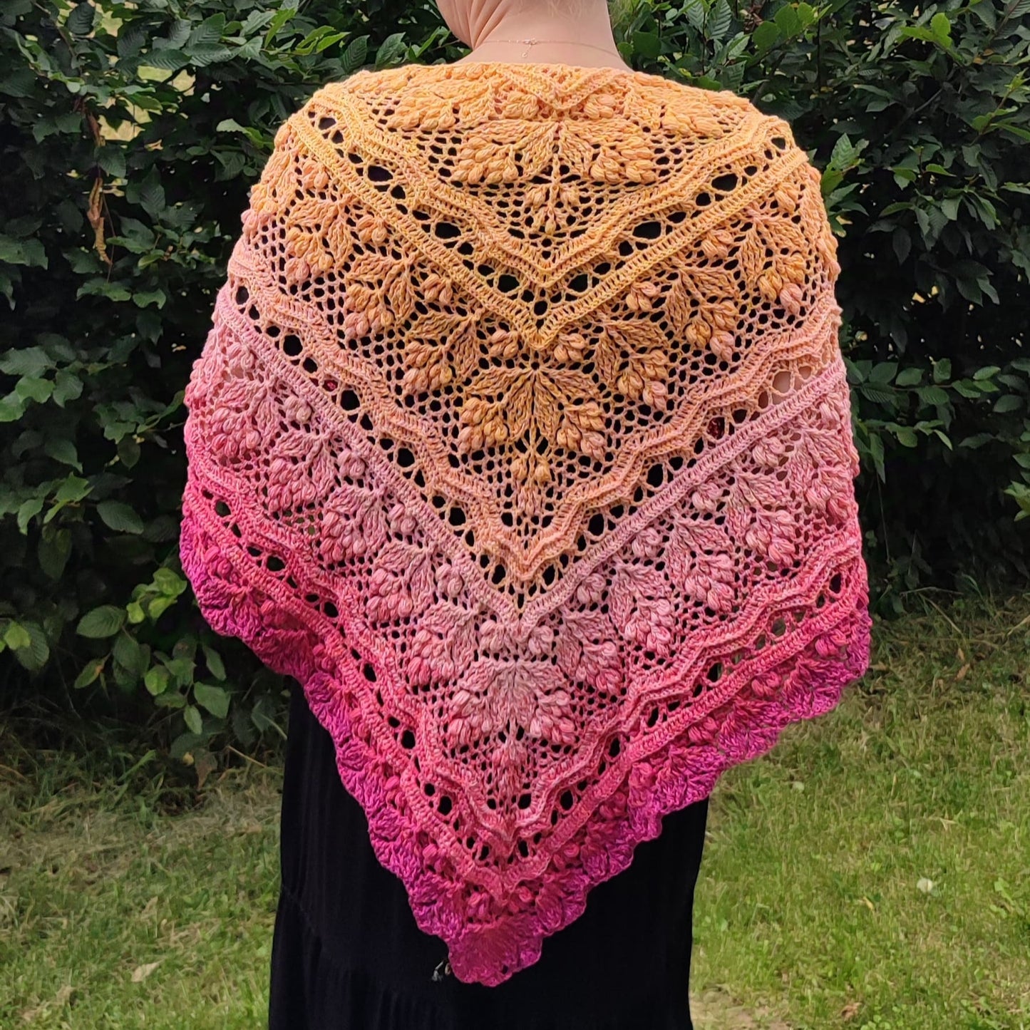 Chusta szydełkowa August Fields